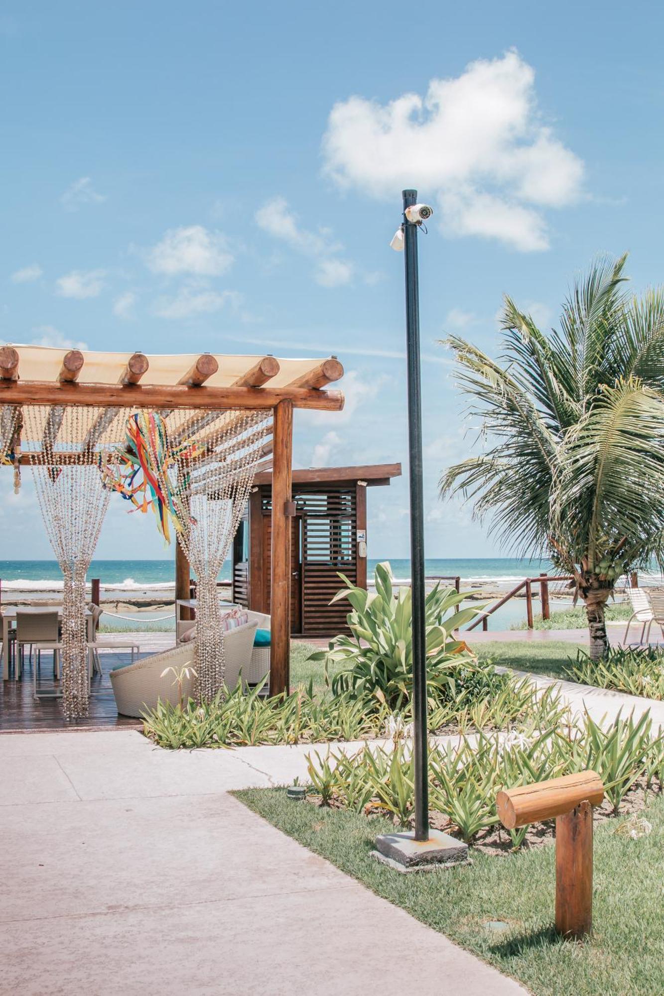 Casa 4 Suites Beira-Mar Praia De Muro Alto Порту-де-Галиньяш Экстерьер фото
